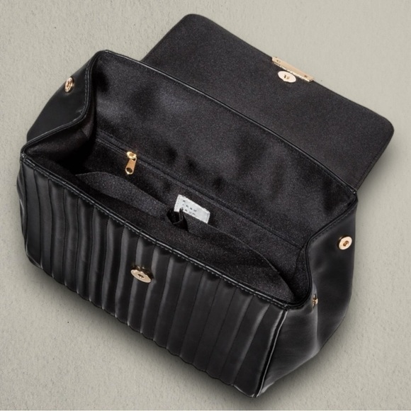 A NEW DAY BACKPACK BAG - Picture 3 of 3